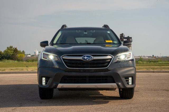 Used 2020 Subaru Outback Limited with VIN 4S4BTANCXL3136546 for sale in Sturtevant, WI