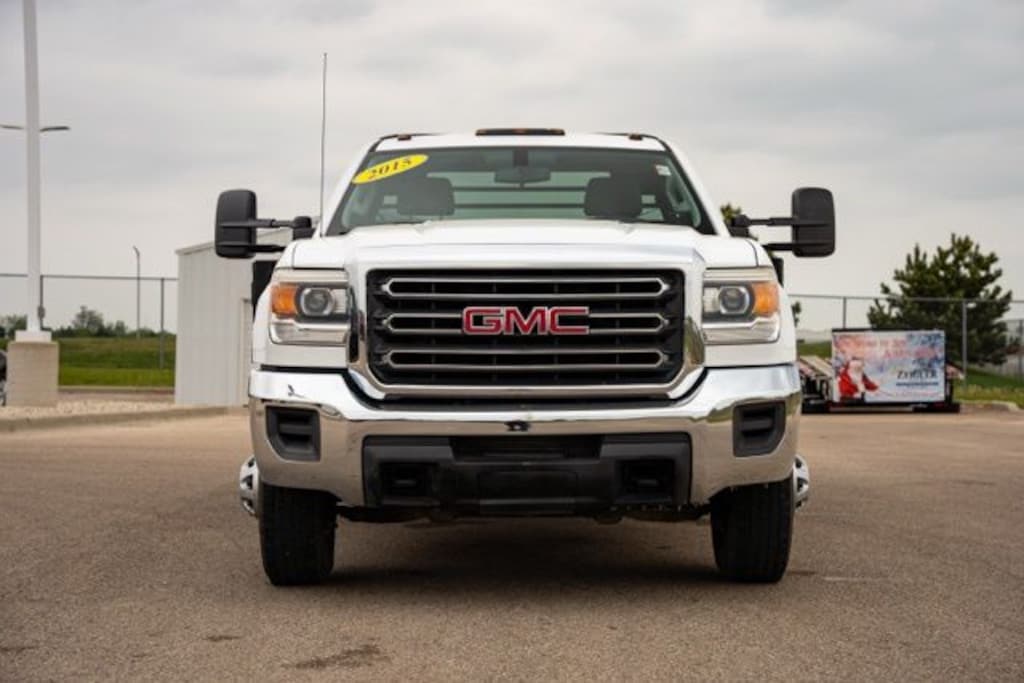 Used 2015 GMC Sierra 3500HD Chassis Base Truck Regular Cab