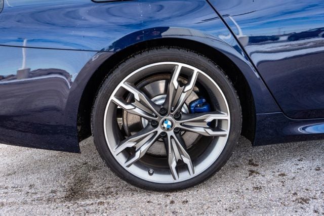 2023 BMW M550I - Image 9