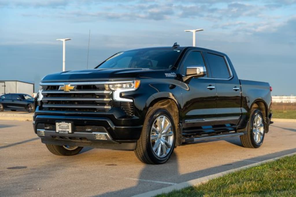 Used 2023 Chevrolet Silverado 1500 High Country Truck Crew Cab