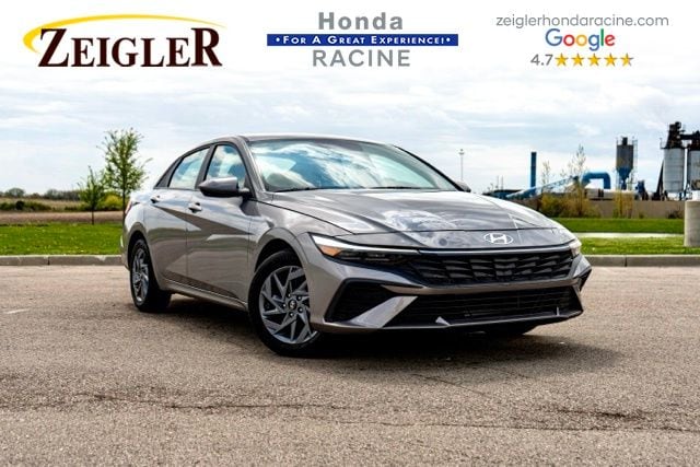 2024 Hyundai Elantra 2.0 SEL IVT's photo