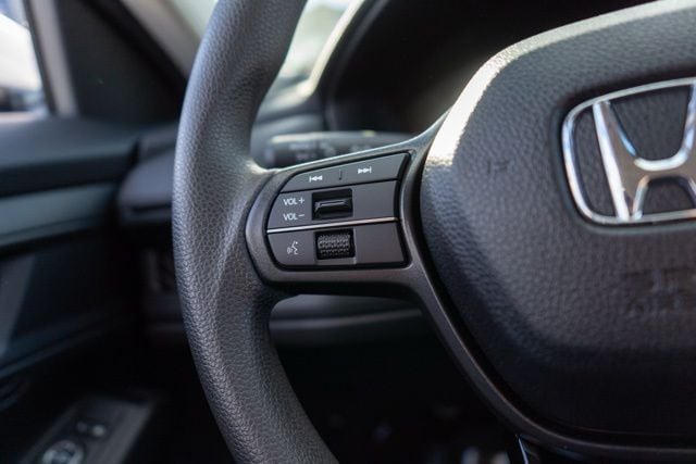 2025 HONDA ACCORD - Image 19