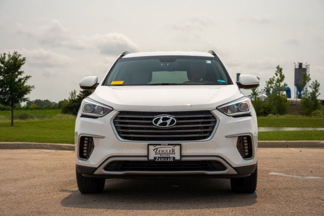 Used 2018 Hyundai Santa Fe SE with VIN KM8SMDHF4JU260551 for sale in Sturtevant, WI