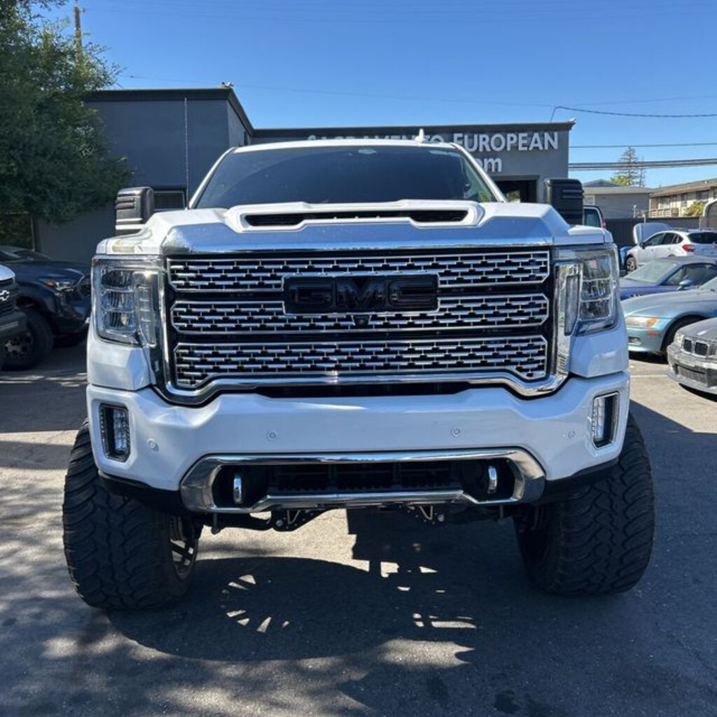 Used 2020 GMC Sierra 2500HD Denali Truck Crew Cab