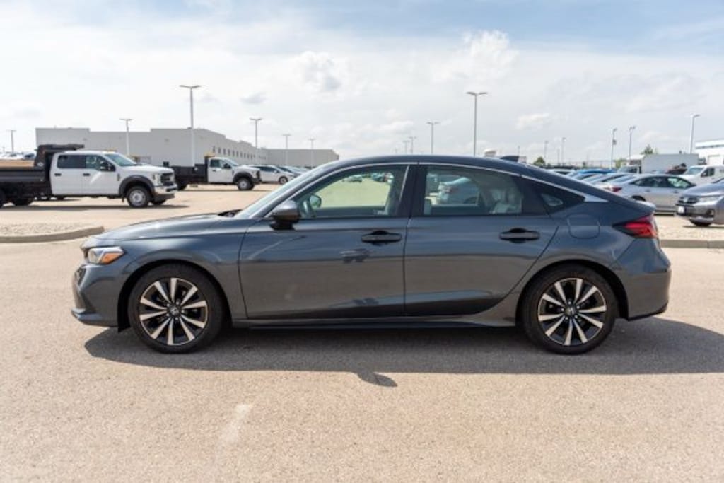 Used 2022 Honda Civic EX-L Hatchback