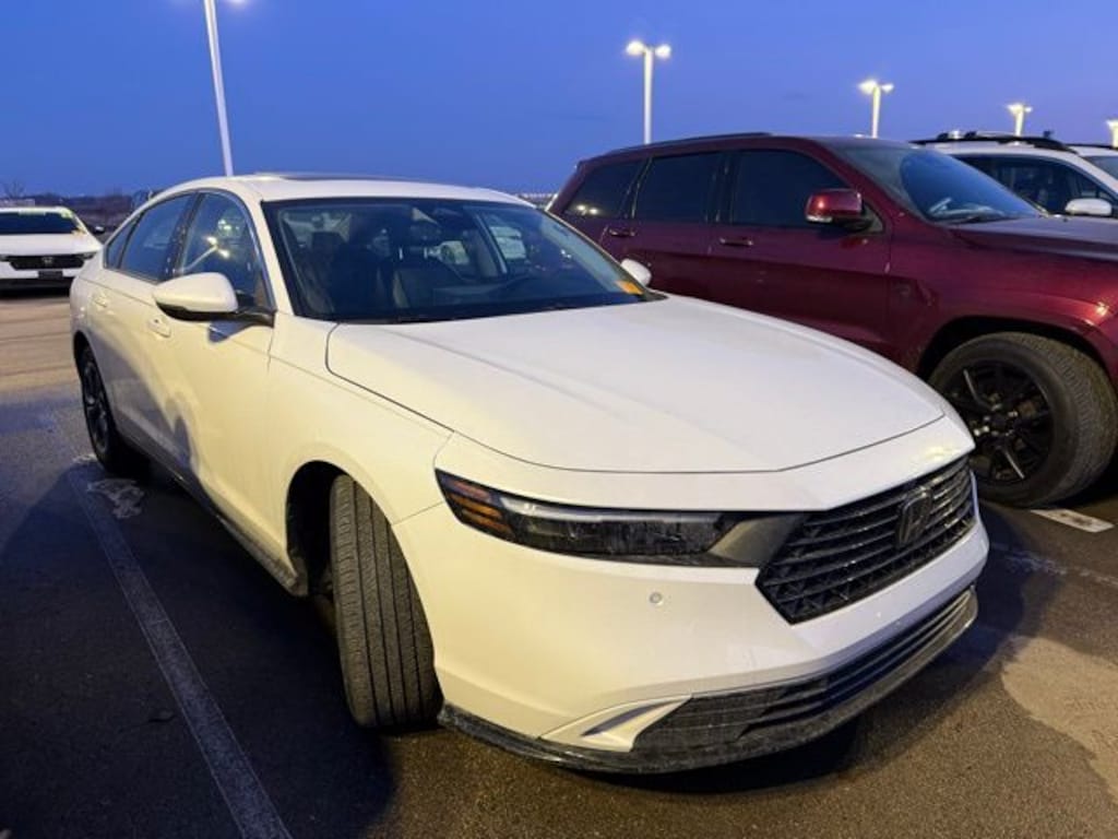 Used 2025 Honda Accord Hybrid EX-L Sedan