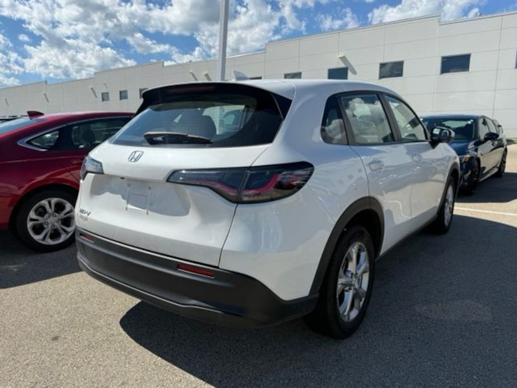 Used 2025 Honda HR-V LX SUV