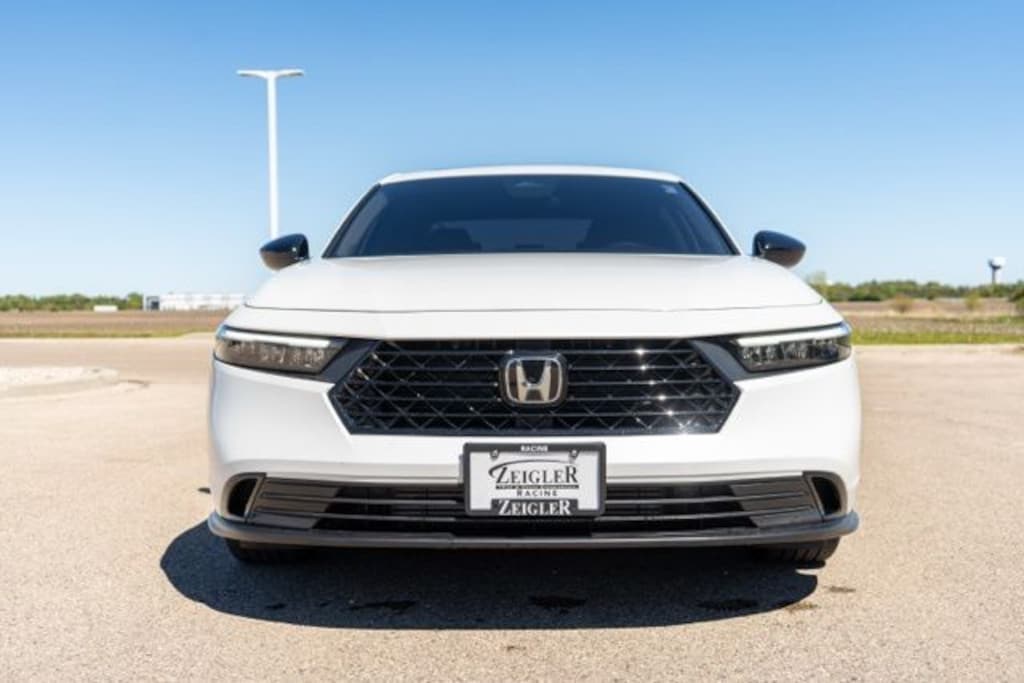 Used 2025 Honda Accord SE Sedan