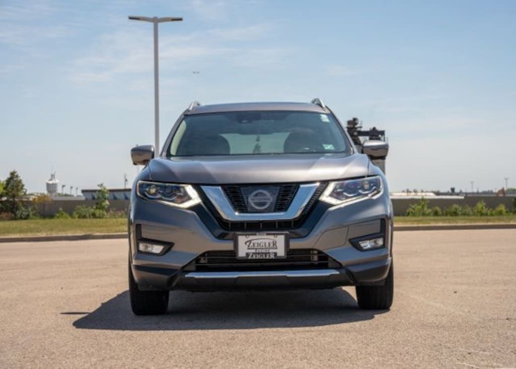 Used 2017 Nissan Rogue SL SUV