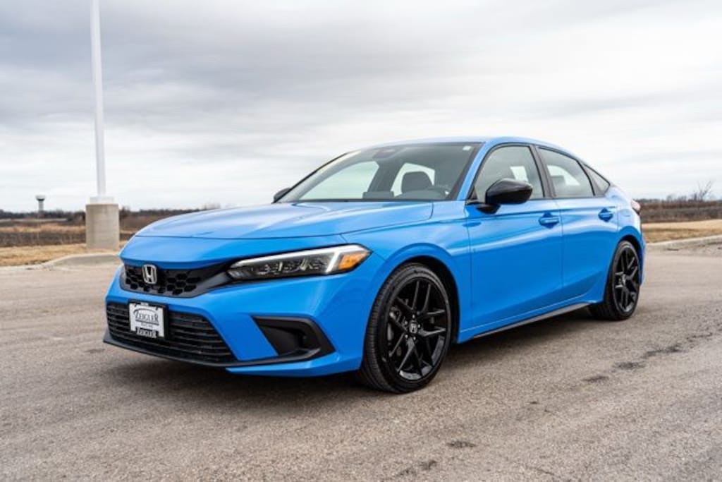 Used 2024 Honda Civic Sport Hatchback