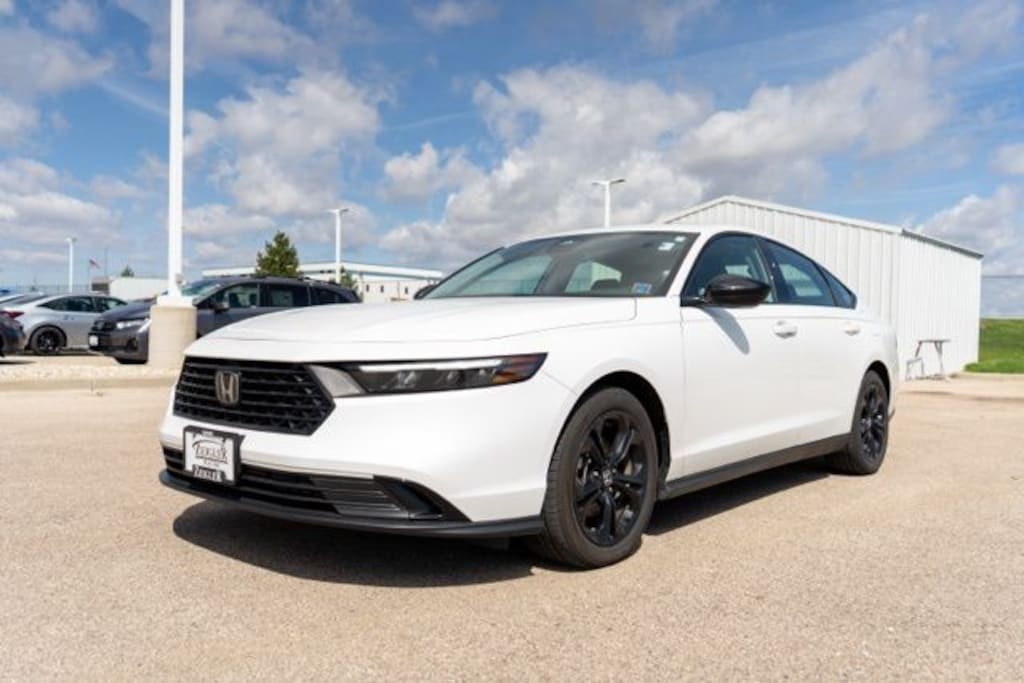Used 2025 Honda Accord SE Sedan