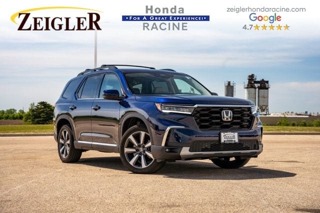 2025 Honda Pilot Touring AWD's photo