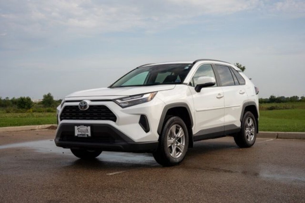 Used 2025 Toyota RAV4 XLE SUV
