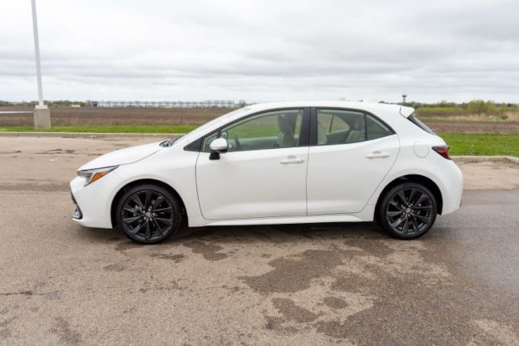 Used 2023 Toyota Corolla Hatchback XSE Hatchback