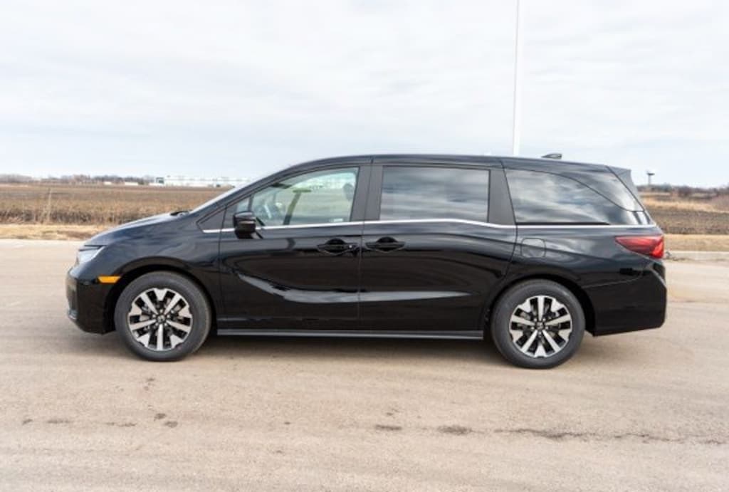 New 2026 Honda Odyssey EX-L Van Passenger