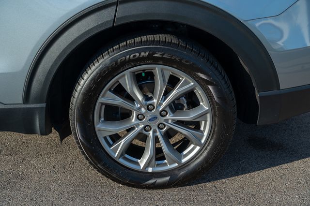 2023 Ford Explorer XLT - Photo 9