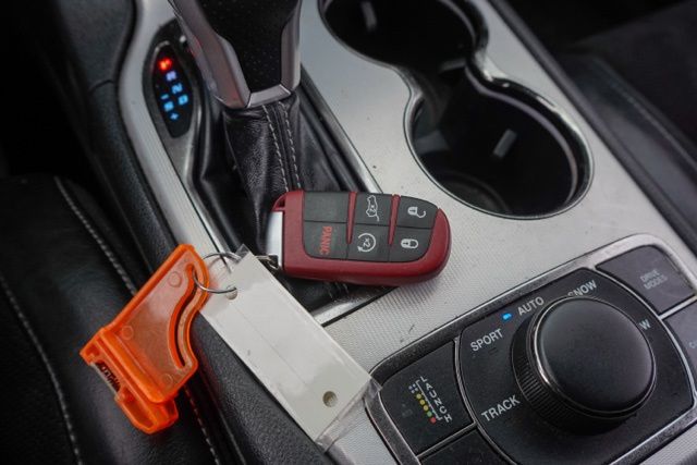 2018 JEEP GRAND CHEROKEE - Image 22