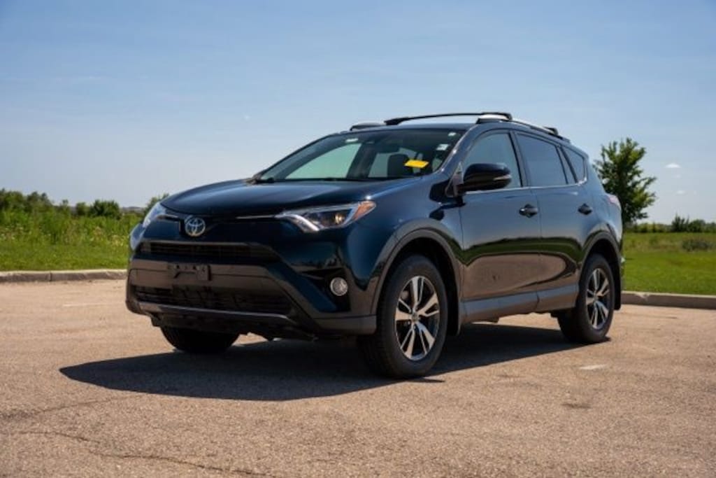 Used 2018 Toyota RAV4 XLE SUV