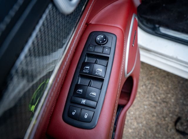 2018 JEEP GRAND CHEROKEE - Image 18