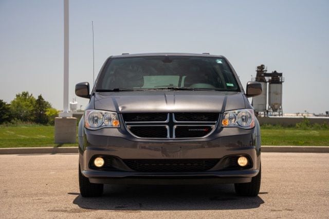 Used 2019 Dodge Grand Caravan SXT with VIN 2C4RDGCG5KR800752 for sale in Sturtevant, WI