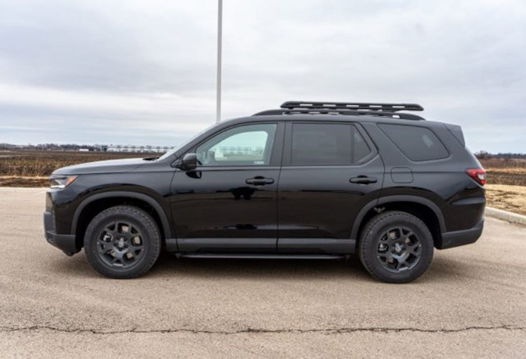 New 2026 Honda Pilot TrailSport SUV