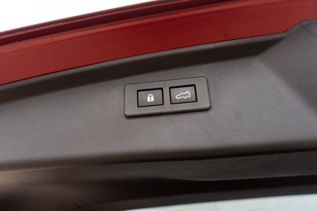 2024 SUBARU OUTBACK - Image 12