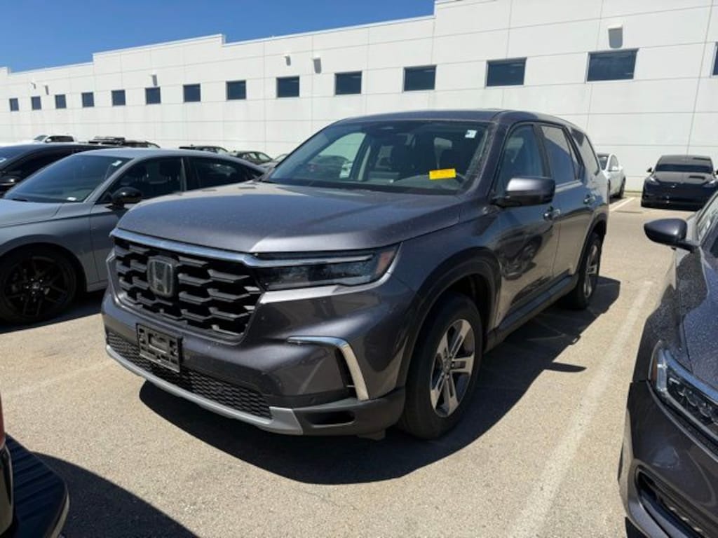 Used 2023 Honda Pilot EX-L 8 Passenger SUV