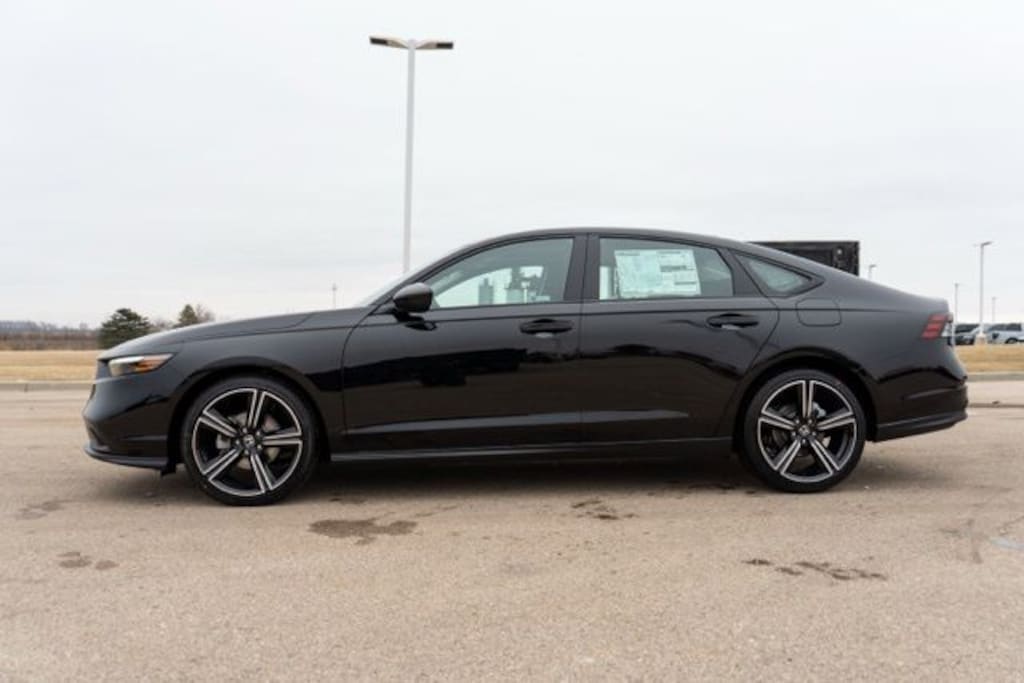 Used 2025 Honda Accord SE Sedan
