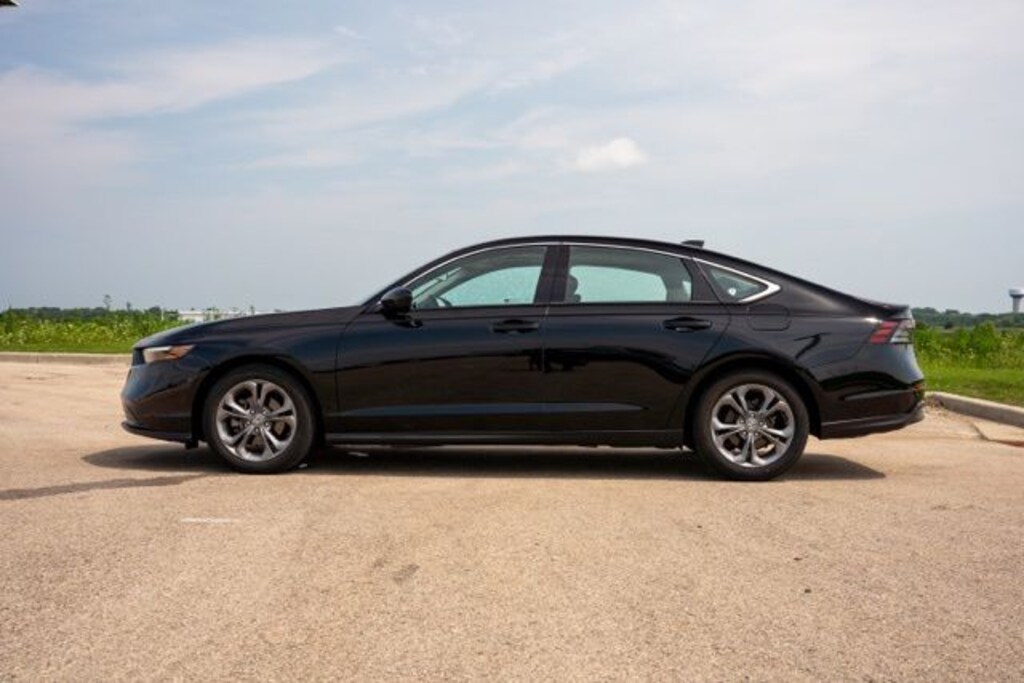 Used 2024 Honda Accord EX Sedan