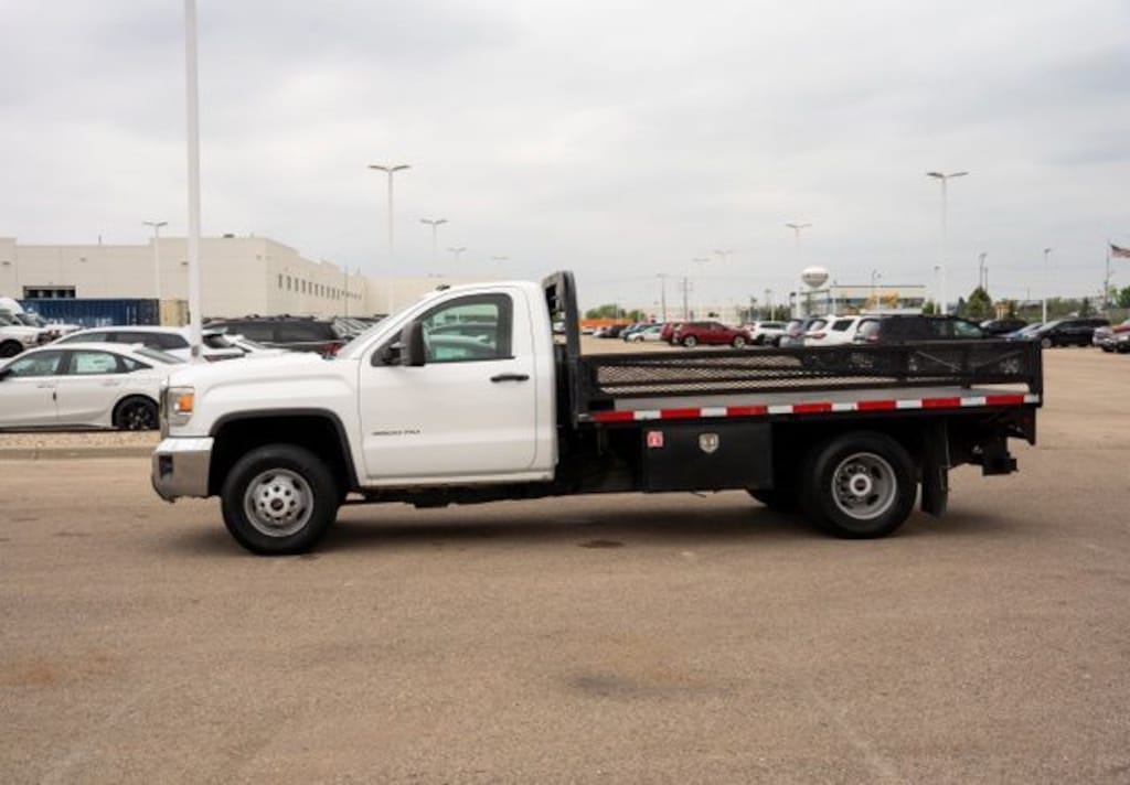 Used 2015 GMC Sierra 3500HD Chassis Base Truck Regular Cab