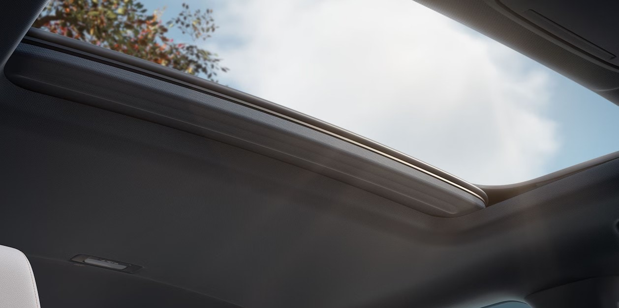 2026 Honda CR-V Hybrid sunroof