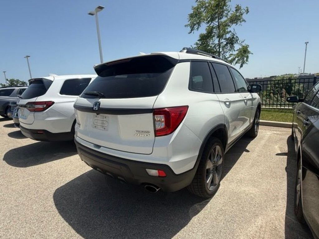 Used 2019 Honda Passport Touring AWD SUV