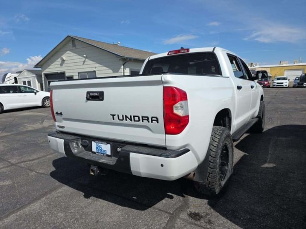 Used 2021 Toyota Tundra Platinum 5.7L V8 Truck CrewMax