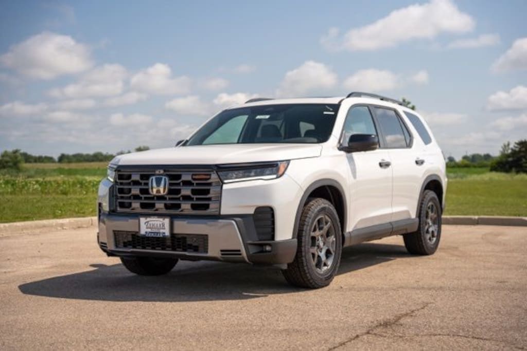 New 2026 Honda Pilot TrailSport SUV