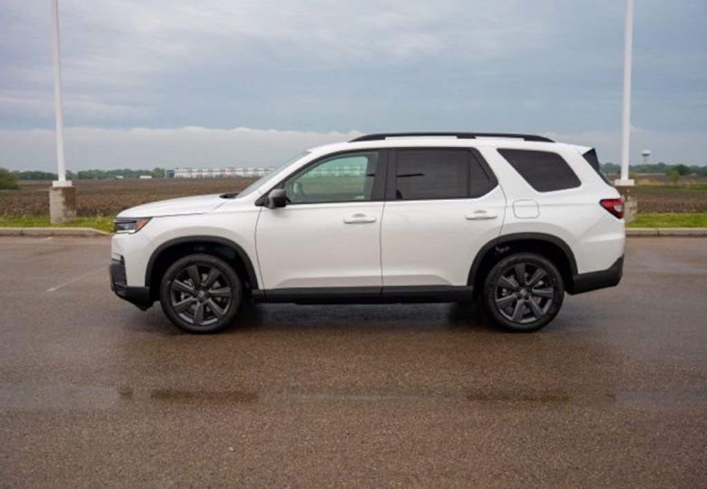 New 2026 Honda Pilot Sport SUV