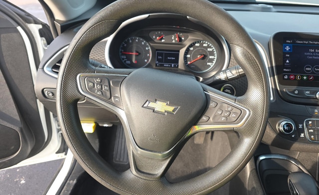 2023 CHEVROLET MALIBU - Image 10