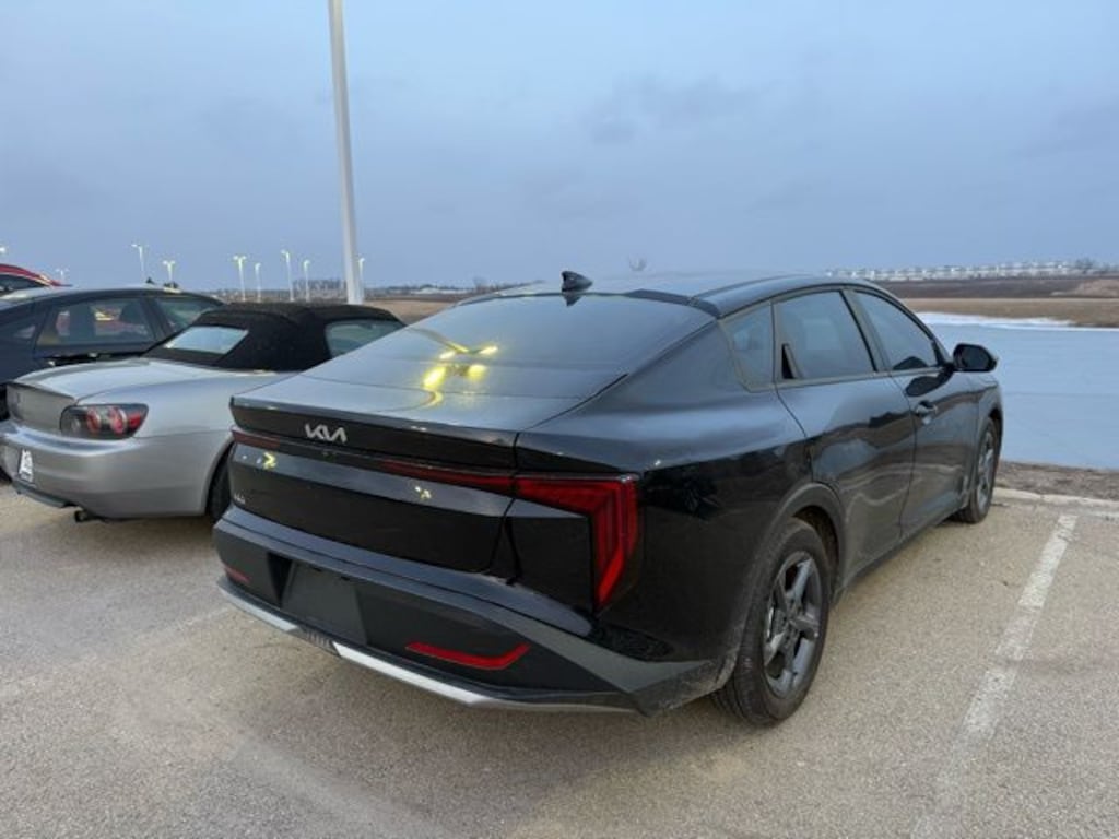 Used 2025 Kia K4 LXS Sedan