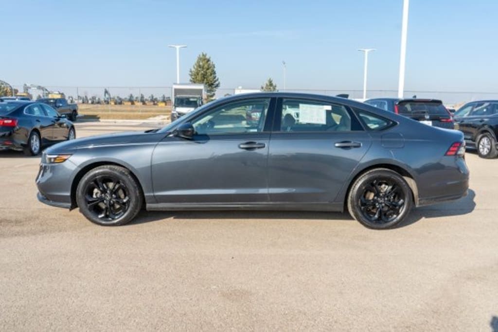 Used 2025 Honda Accord SE Sedan