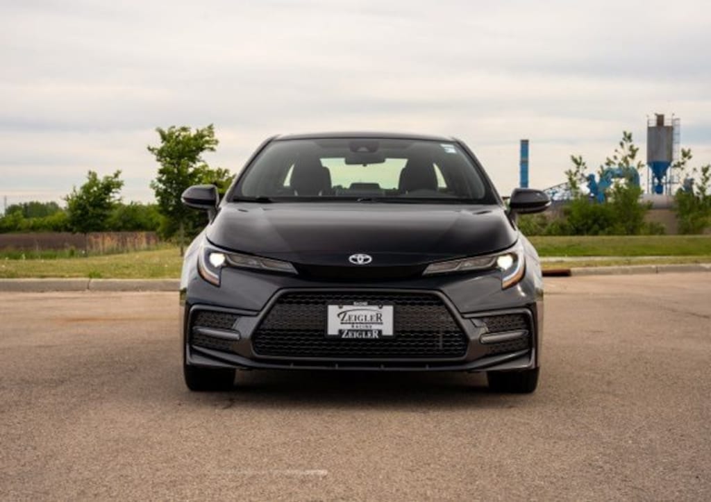 Used 2021 Toyota Corolla SE Sedan