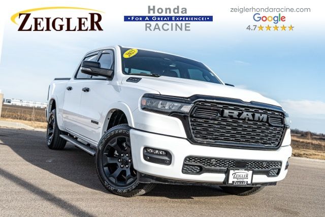 2025 RAM 1500 Big Horn/Lone Star 4x4 Crew Cab 5'7's photo