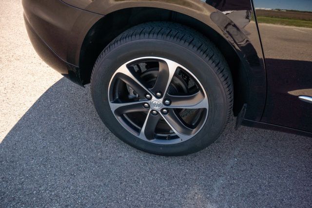 2022 Buick Enclave Essence - Photo 10