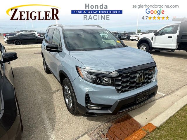 2024 Honda Passport 3.5 TrailSport 4WD Auto's photo