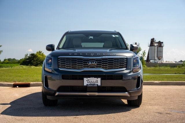 Used 2020 Kia Telluride EX with VIN 5XYP3DHC3LG023976 for sale in Sturtevant, WI