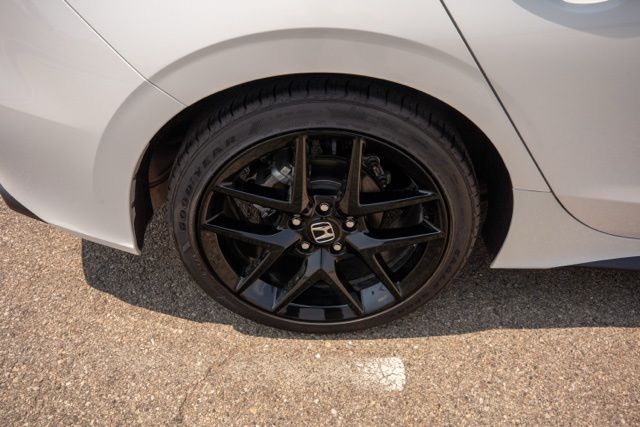 2026 Honda Civic Hatchback Sport - Photo 9
