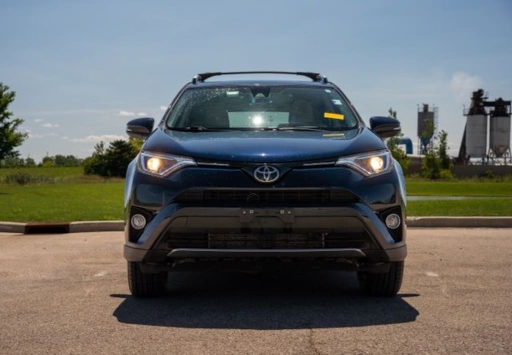 Used 2018 Toyota RAV4 XLE SUV
