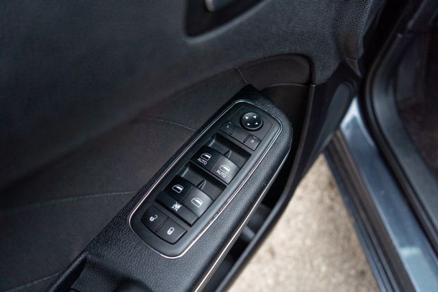 2018 DODGE CHARGER - Image 18