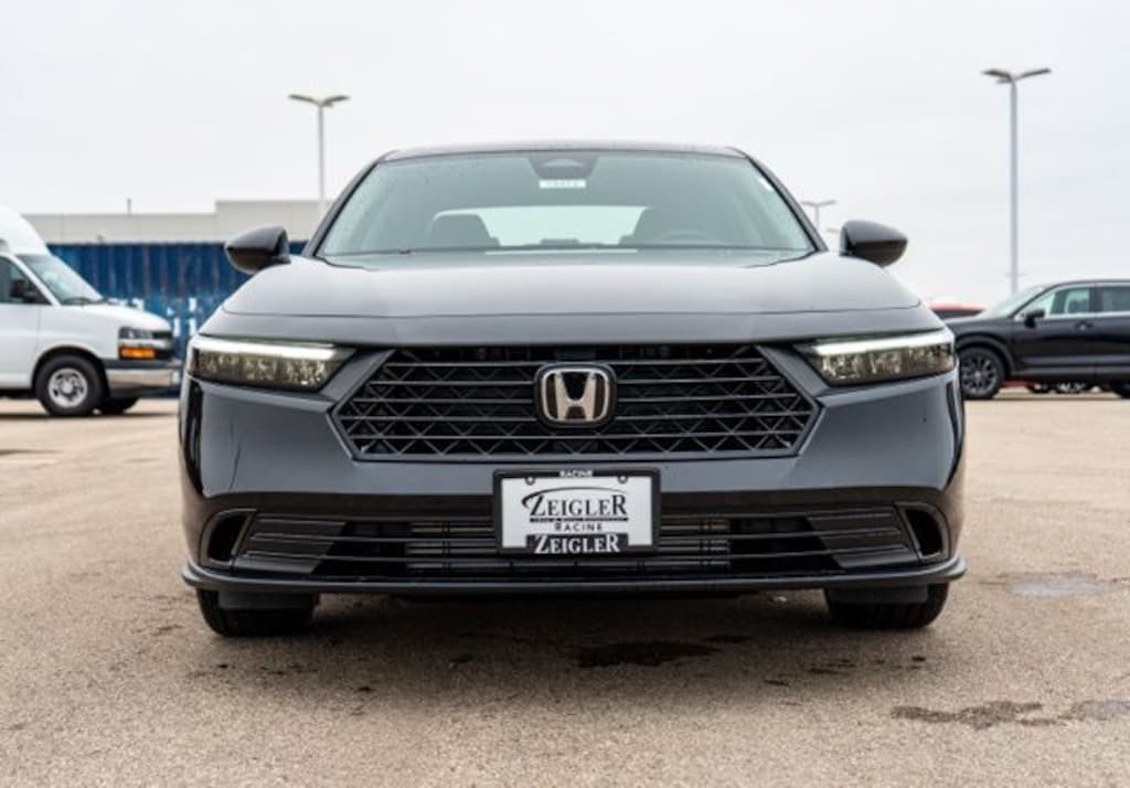 Used 2025 Honda Accord SE Sedan