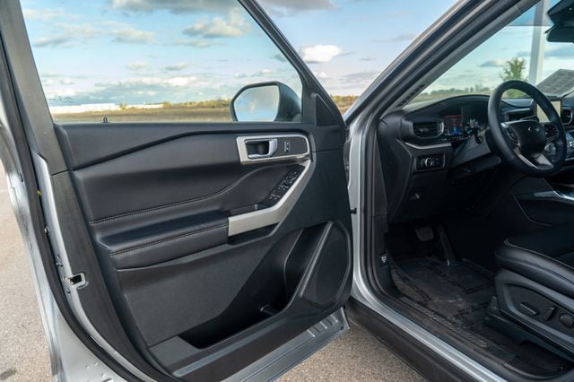 2023 Ford Explorer XLT - Photo 24