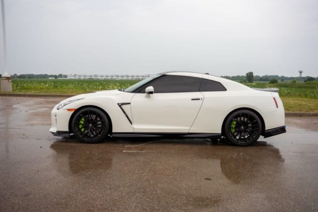 Used 2017 Nissan GT-R Premium Coupe