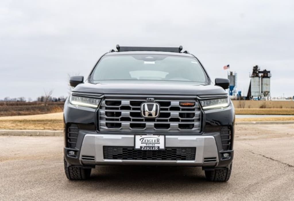New 2026 Honda Pilot TrailSport SUV